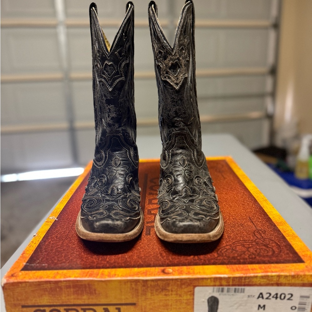 Corral Black and Brown Cowboy Boots